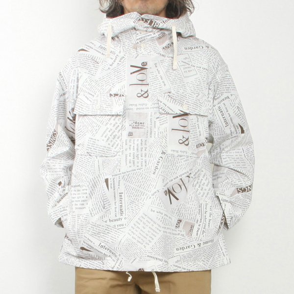 Cagoule Shirt Newspaper Print Canvas image