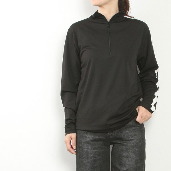HALF ZIP TOP image