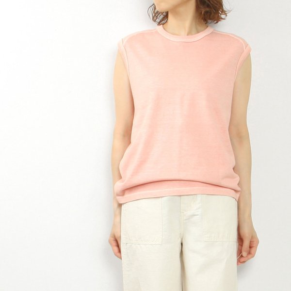 SLEEVELESS T-SH image