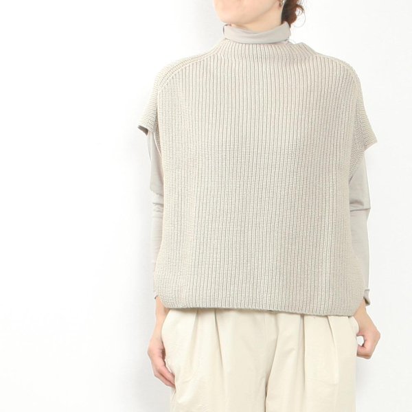 wool cotton aze vest image