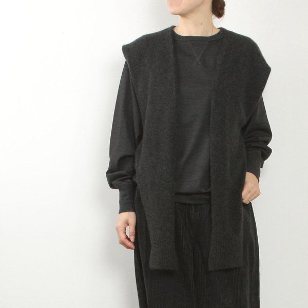CASHMERE KNIT SLEEVE VEST