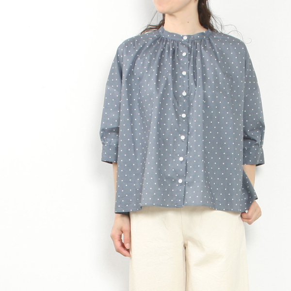Vent d'ouset 60ローンワッシャー襟付き8分袖ブラウス ベージュ