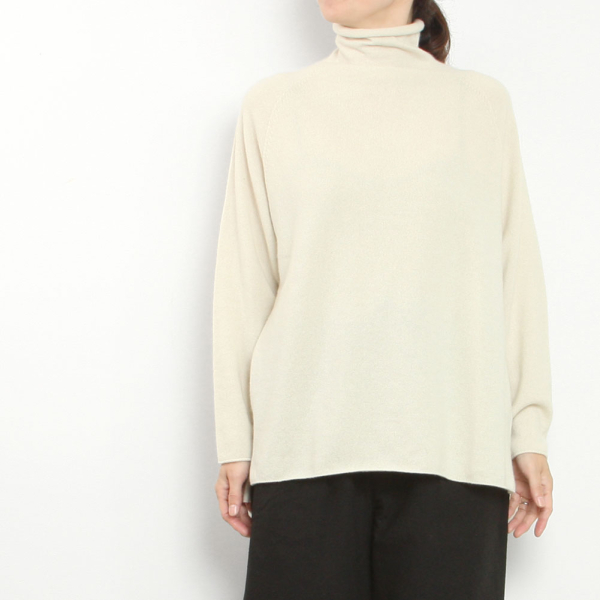 cashmere tutleneck