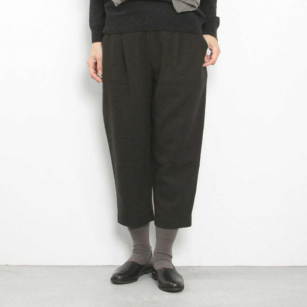 evam eva[エヴァムエヴァ]wool tuck pants E213T190 << MIDLAND  SHIP［ミッドランドシップ］Lifestyle select shop