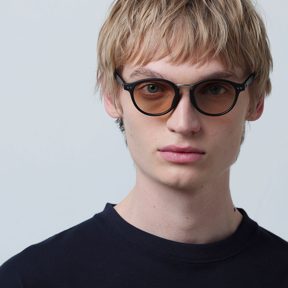 OLIVER Matt Black Photochromic Brown item