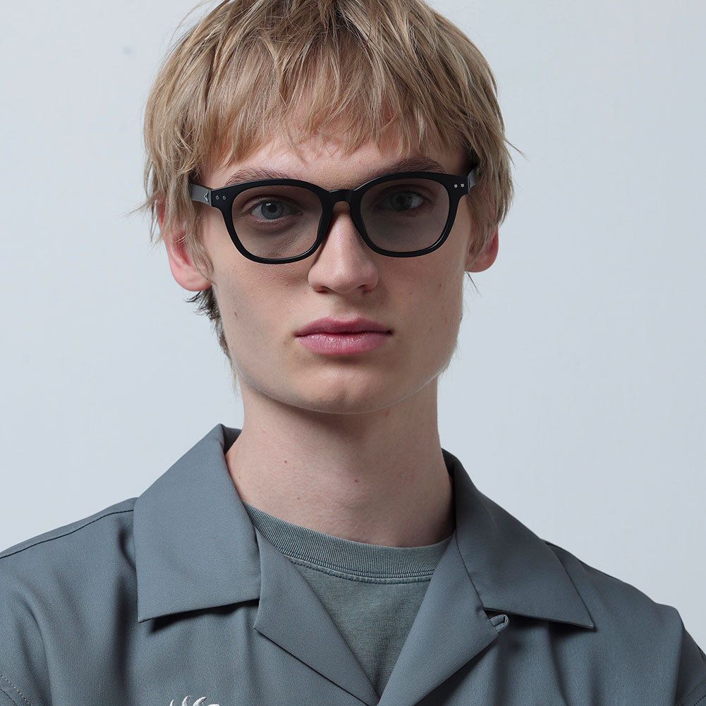 HARDY2 Matt Black Photochromic Grey item