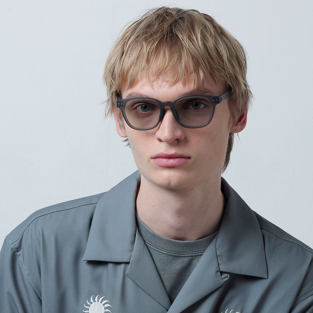 HARDY2 Matt Clear Grey2 Photochromic Grey item