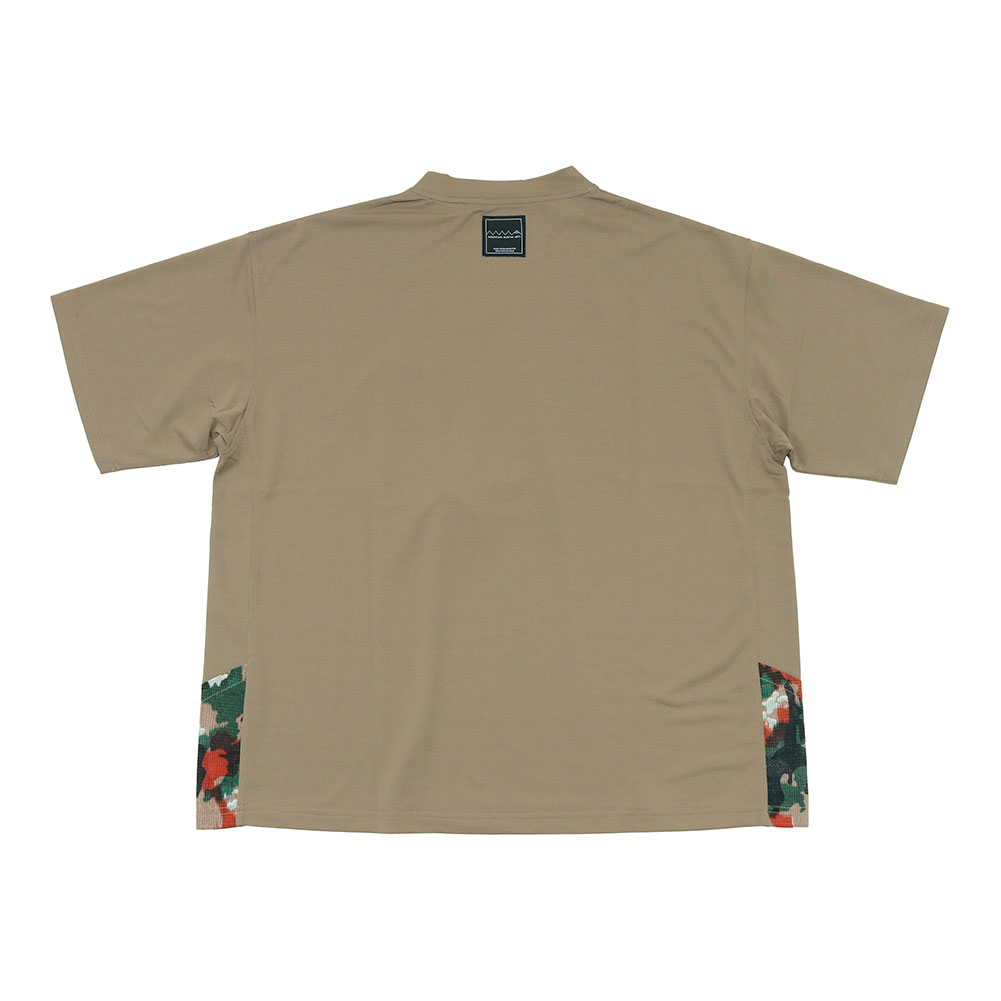 RUN��CAMP Big Pocket Tee item