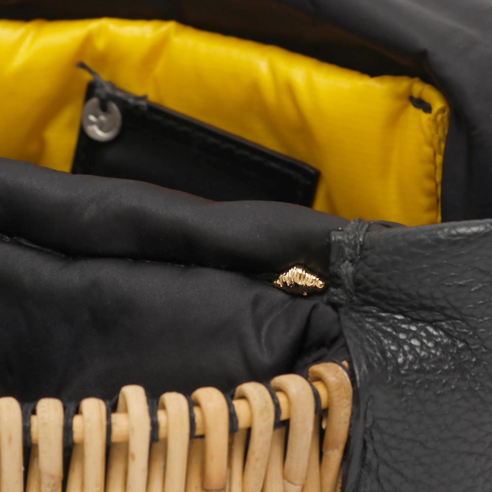 eb・a・gos[エバゴス]フニュシュリンク・ボディバッグS 16530